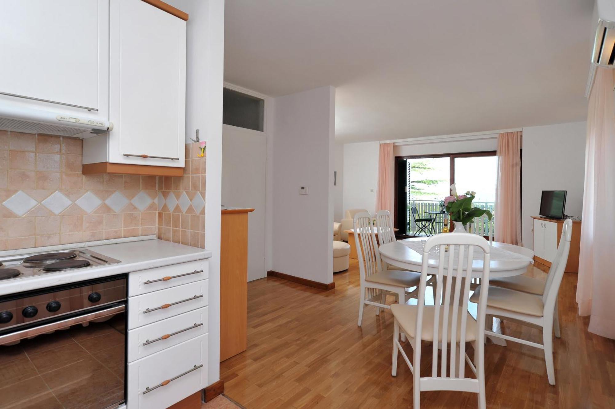 Apartments Villa Eden 普莱克 外观 照片