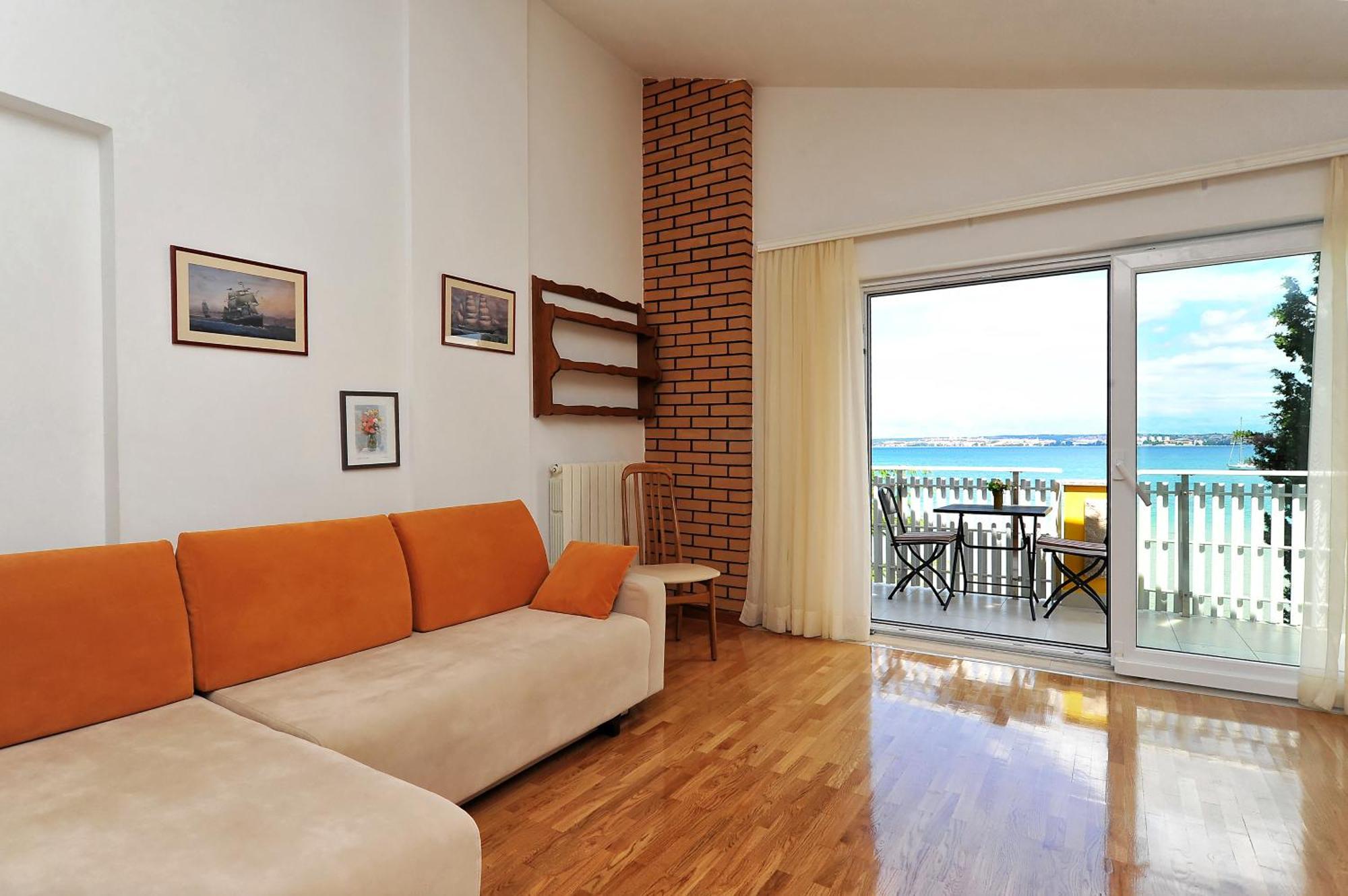 Apartments Villa Eden 普莱克 外观 照片