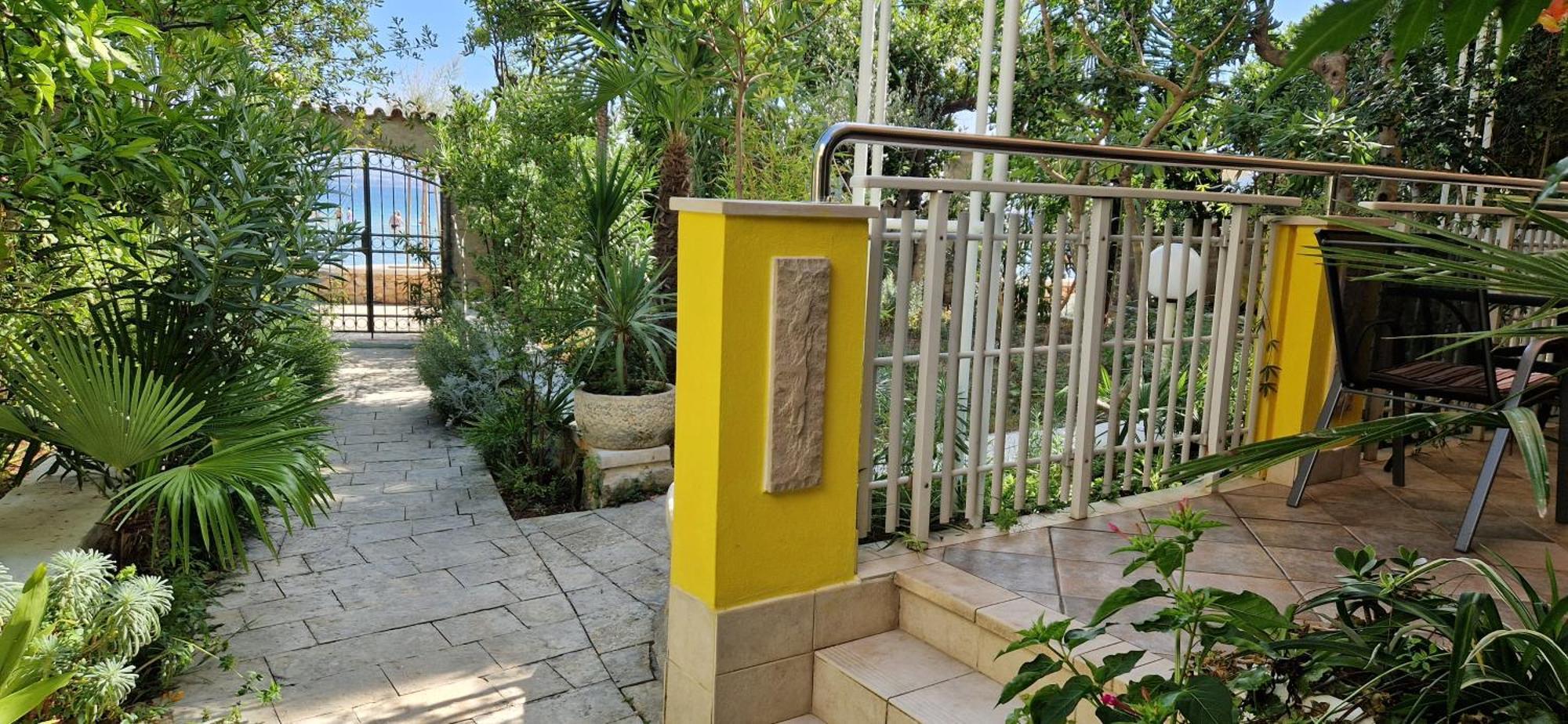Apartments Villa Eden 普莱克 外观 照片